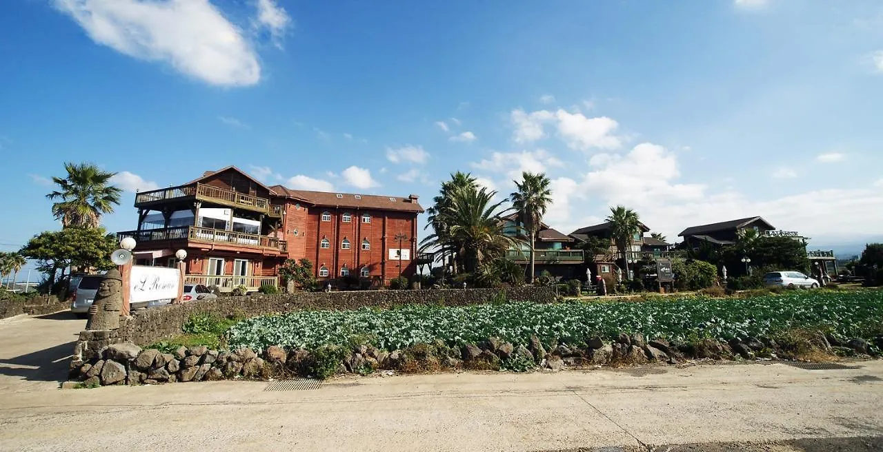 Elroman Pension Jeju